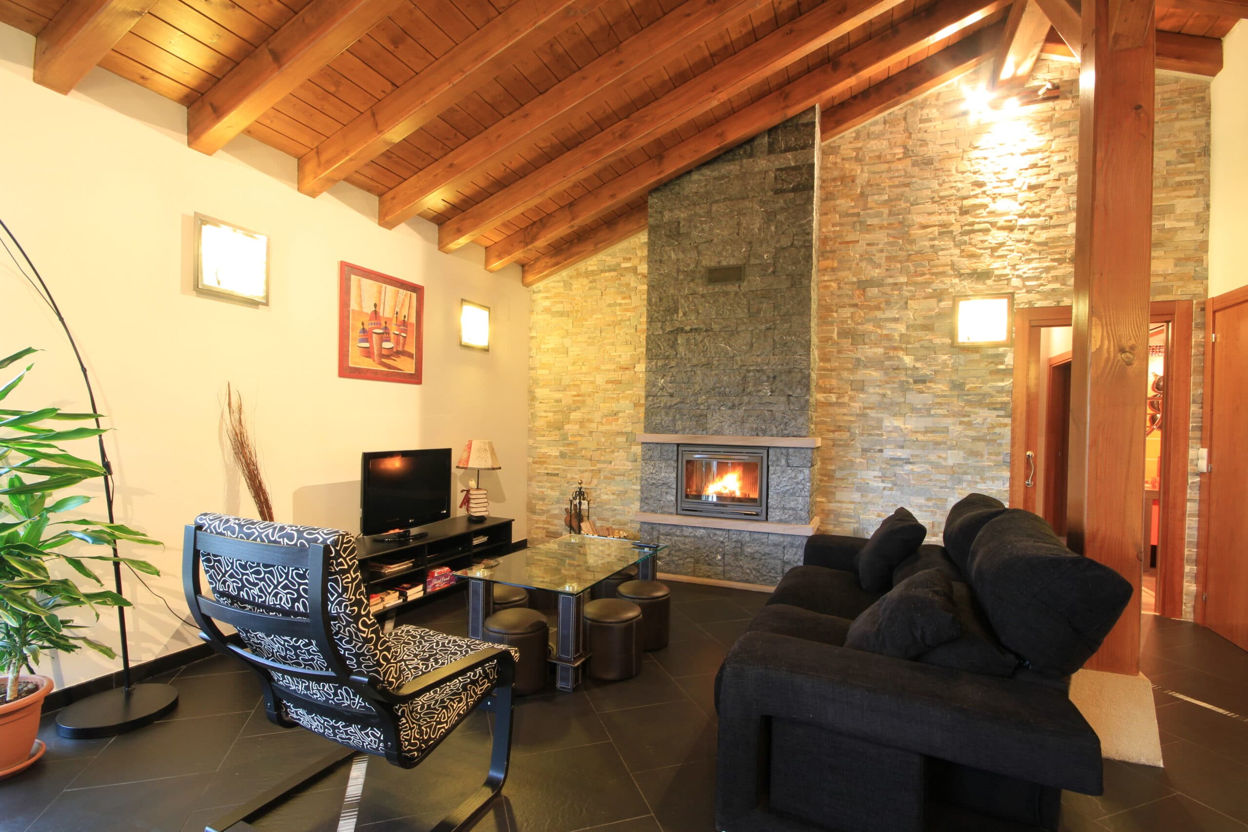 sustainable rural house navarra,rural house navarra,rural apartment navarra,rural house baztan,rural apartment sunbilla,sustainable tourism navarra,rural house with jacuzzi navarra,rural house with fireplace navarra,rural accommodation baztan