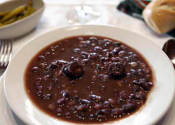 Baztango haraneko plater tipikoa: babarrun gorriak